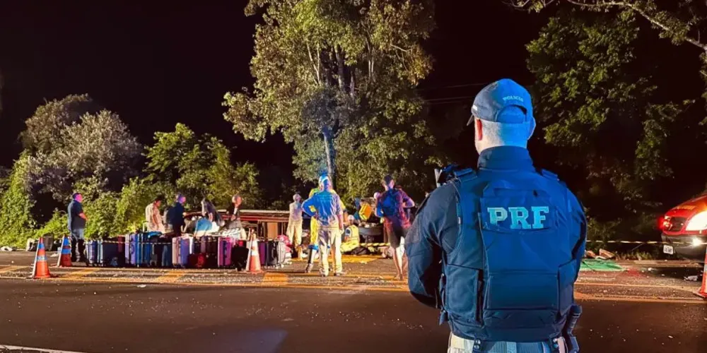 Ônibus saiu do Paraguai e tinha como destino Balneário Camboriú, em Santa Catarina