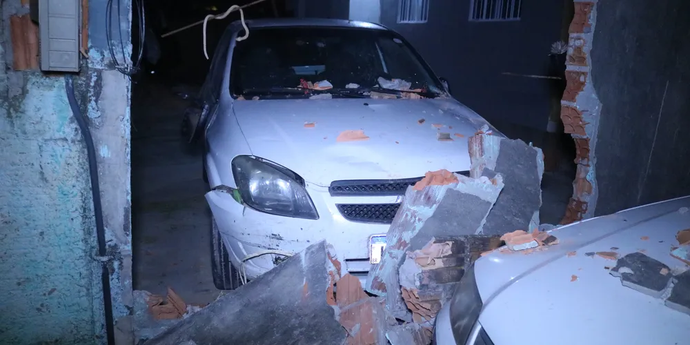 Acidente aconteceu na noite desse domingo (29)