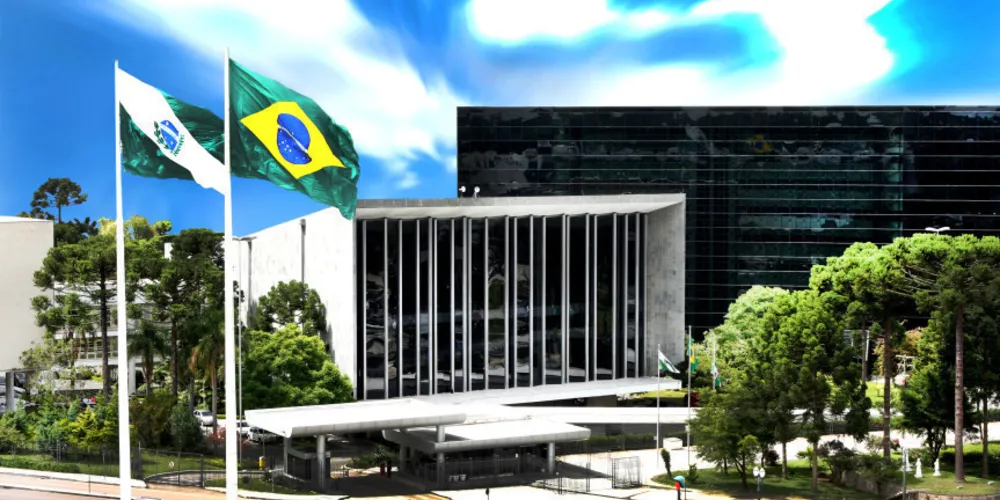 A nova eleição não deve alterar a configuração da Mesa eleita em agosto, com Alexandre Curi presidente, Flávia Francischini vice-presidente e Gugu Bueno primeiro secretário