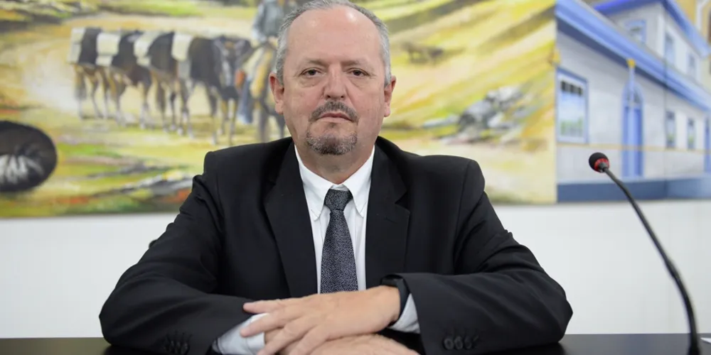 Telles passou por uma cirurgia vascular para correção de aneurismo na aorta