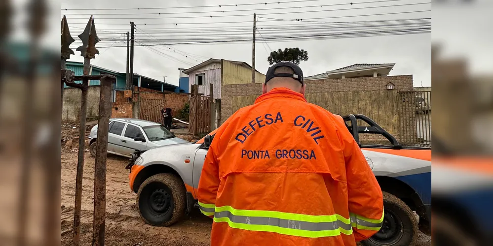 Os trabalhos foram realizados por agentes da Defesa Civil da Secretaria de Cidadania e Segurança Pública e da FASPG