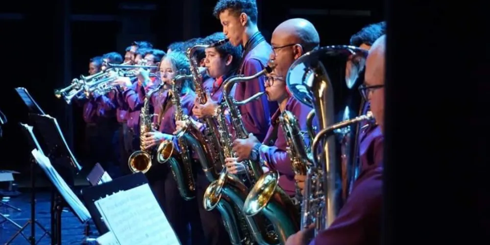 Para prestigiar o evento, a entrada é um pacote de doce