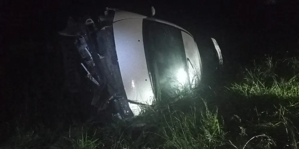 Acidente aconteceu na noite desse domingo (27)