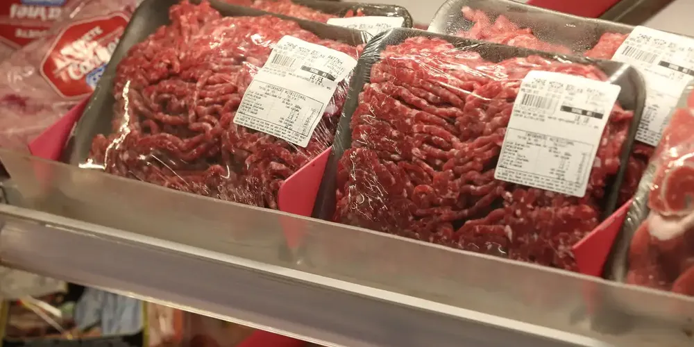 O grupo Carne teve um aumento de 1,32%, sendo que a carne bovina apresentou a maior variação positiva com 1,44%