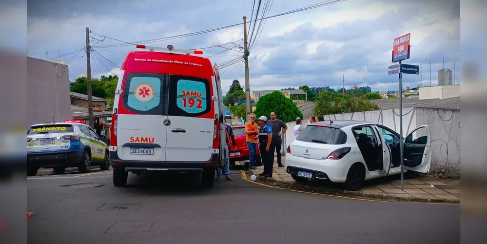 Todas as pessoas que se feriram no acidente estavam no mesmo carro