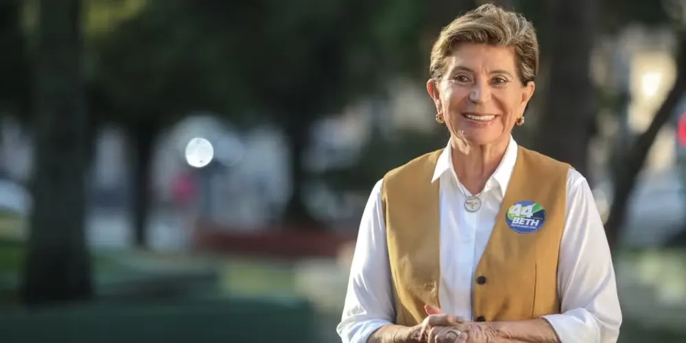 Elizabeth Schmidt (União Brasil) foi reeleita prefeita de Ponta Grossa com mais de 96 mil votos