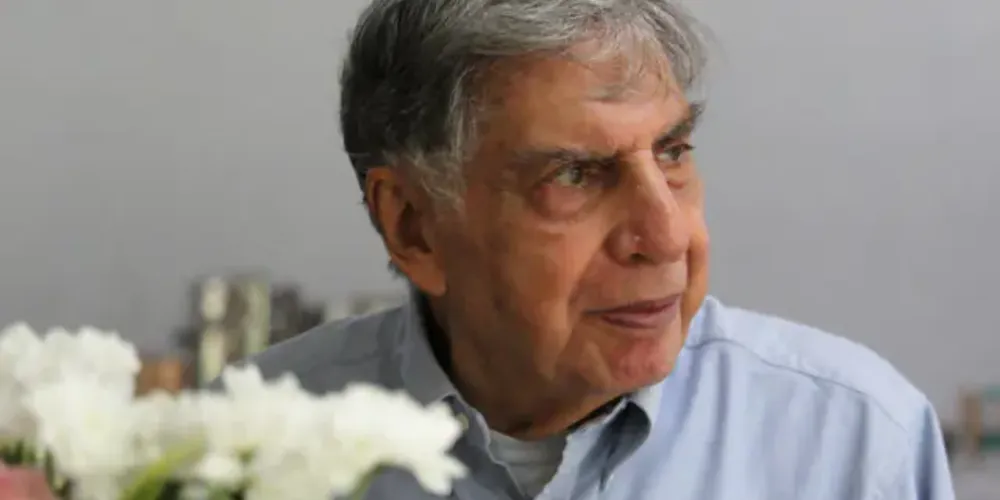 Ratan Tata é ex-presidente do Grupo Tata, que inclui marcas renomadas como Jaguar, Land Rover e Tetley Tea