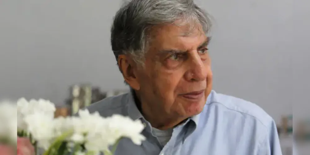 Ratan Tata é ex-presidente do Grupo Tata, que inclui marcas renomadas como Jaguar, Land Rover e Tetley Tea