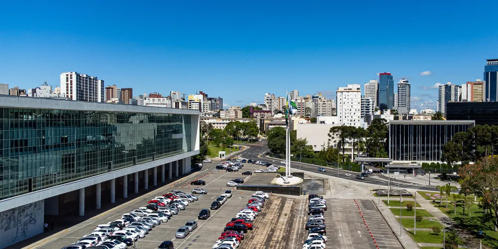 Para o ano que vem, o projeto prevê um aumento de quase 60% nos investimentos em relação a 2024