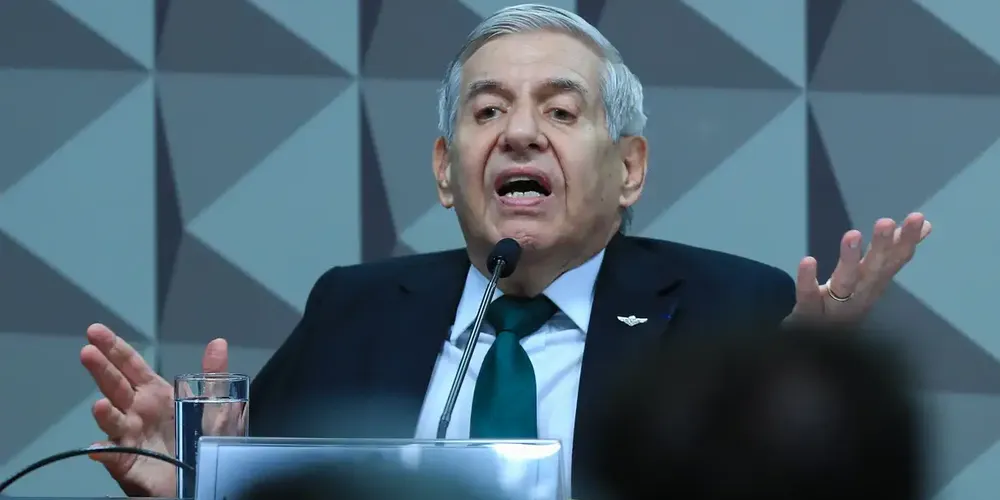 Advogados de Heleno afirmam que ele sofre de Alzheimer