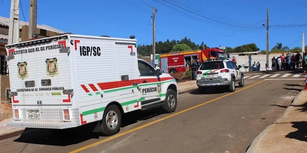 Criança morreu em Joinville depois de ser esquecida dentro de carro