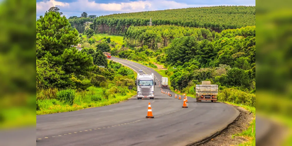 PR-092 é utilizada diariamente por dezenas de caminhões