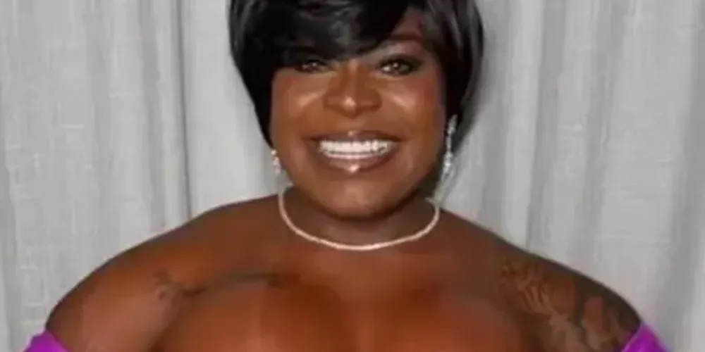 A funkeira deu a notícia logo após seus candidatos no Rio de Janeiro perderem as eleições