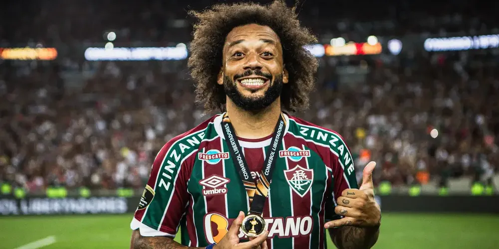 Marcelo, de 36 anos, foi revelado pelo Fluminense