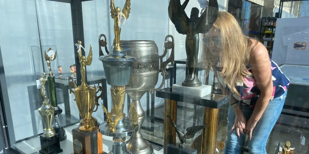 Através desta exposição temporária, as pessoas poderão apreciar diversos itens da trajetória histórica do basquete em Ponta Grossa