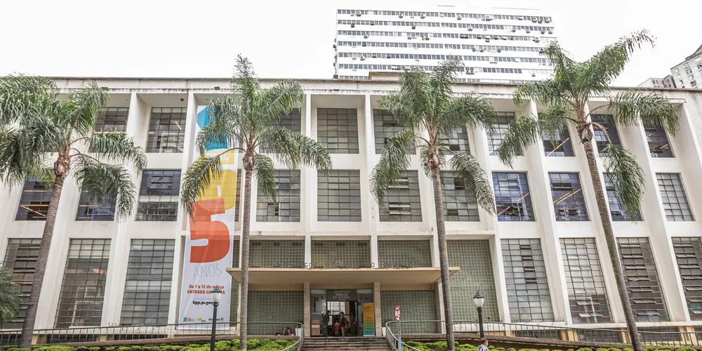 Confira o funcionamento dos órgãos públicos no feriado de 15 de novembro