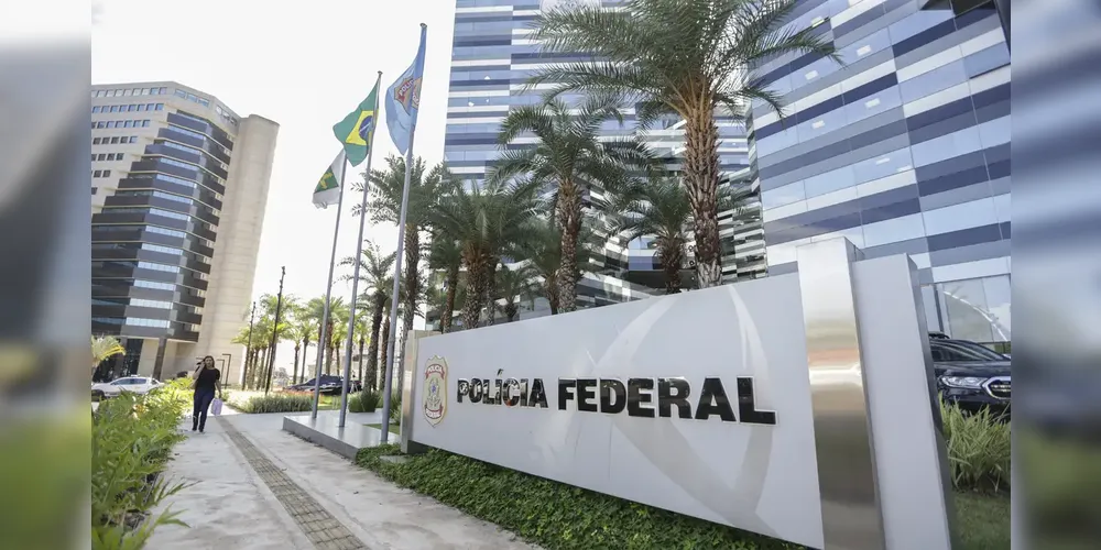 Bolsonaro chegou na sede da Polícia Federal, em Brasília, pouco depois das 14h30