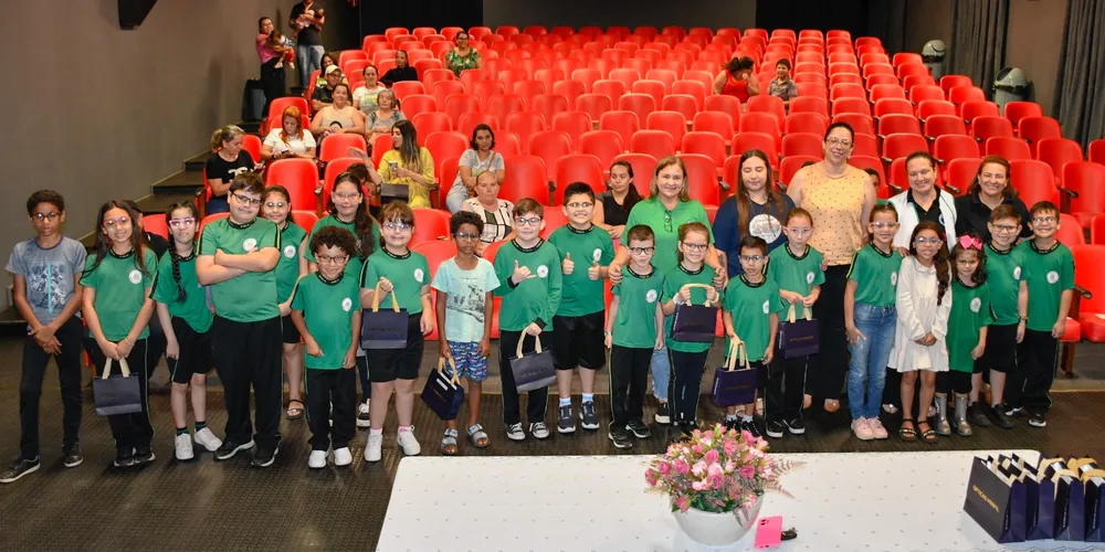 Somente neste ano foram 464 alunos encaminhados para consulta e 138 óculos oferecidos