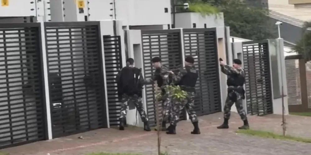 Operação apreende imóveis e carros avaliados em milhões