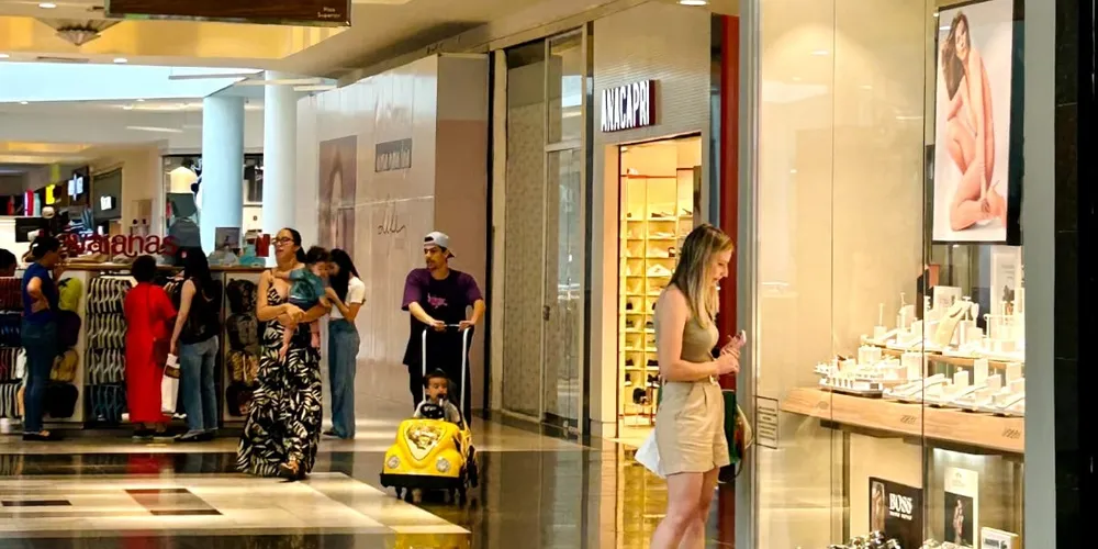 Inúmeras lojas contam com opções para as crianças