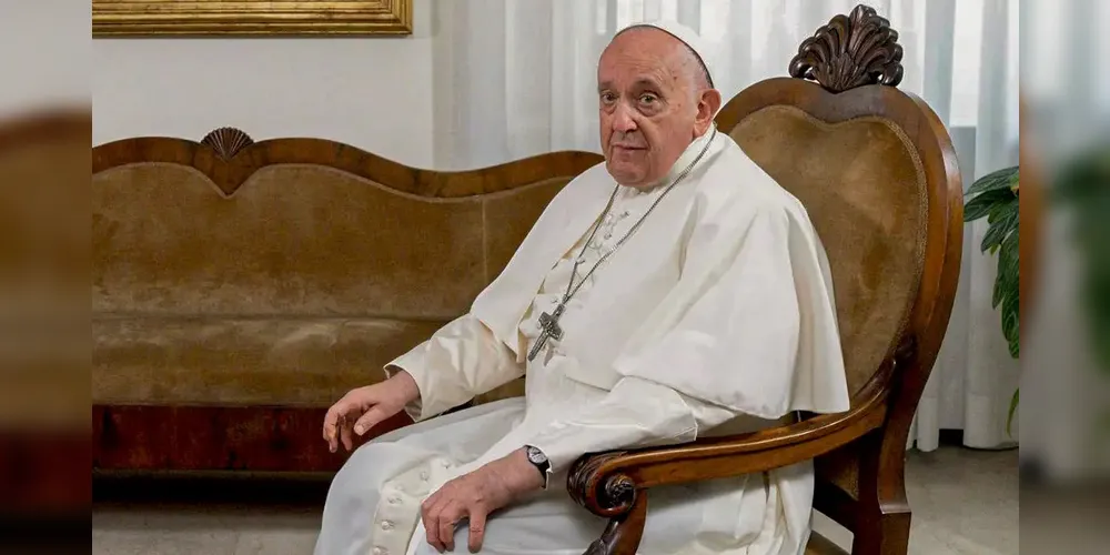 Canonização foi proclamada pelo papa neste domingo (20), durante a Missa na Praça de São Pedro