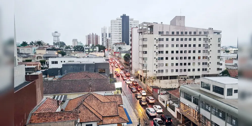 A mudança repentina na sensação térmica também deve ser considerada em toda a região