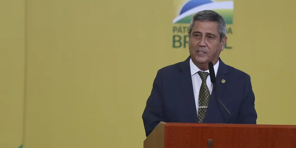 Outros elementos de prova demonstram que Braga Netto buscou, por meio dos genitores de Cid, informações sobre o acordo de colaboração.