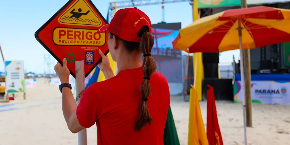 Litoral do Paraná terá mais postos de guarda-vidas nesta temporada