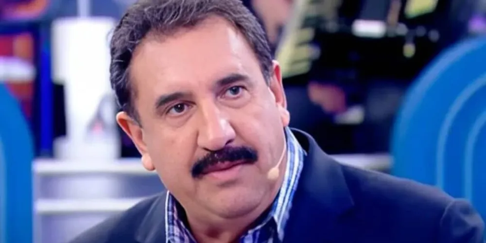 Apresentador lamentou o ocorrido em suas redes sociais