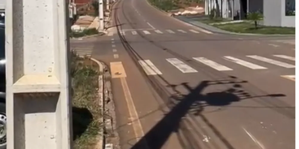 Veículos estariam passando em alta velocidade na rua Paulina Leuzinski deixando os moradores preocupados