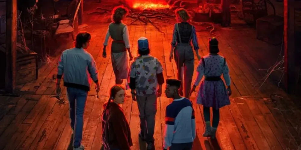 Um grupo de amigos adolescentes que se envolvem com conspirações governamentais na pequena cidade de Hawkins