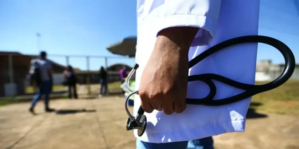 Técnico foi detido em um hospital com especialidades em ortopedia e otorrinolaringologia