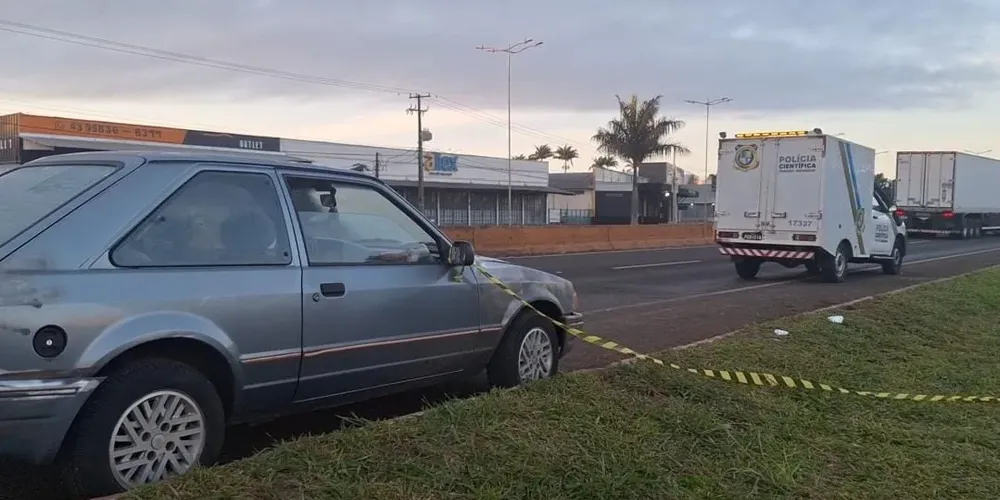 Vítima foi atingida por um carro em alta velocidade