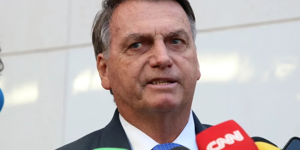 Ex=presidente afirmou que se seguir sendo inelegível irá "jogar a toalha"