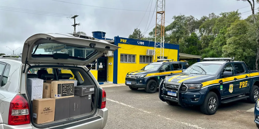 O veículo e a mercadoria foram encaminhados à Receita Federal de Ponta Grossa