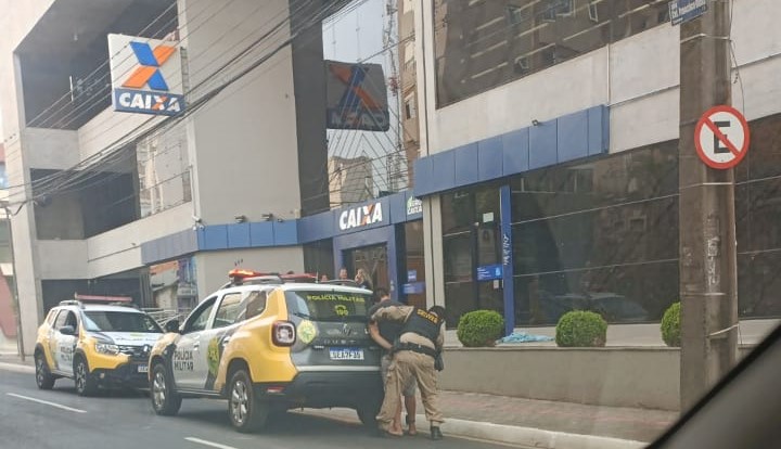 Trio é preso 'arrombando' caixa eletrônico nesta manhã em Ponta Grossa