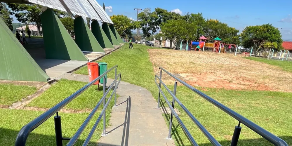 Manutenção foi feita na Escola Municipal Alteny Maria de Lurdes Marquardt