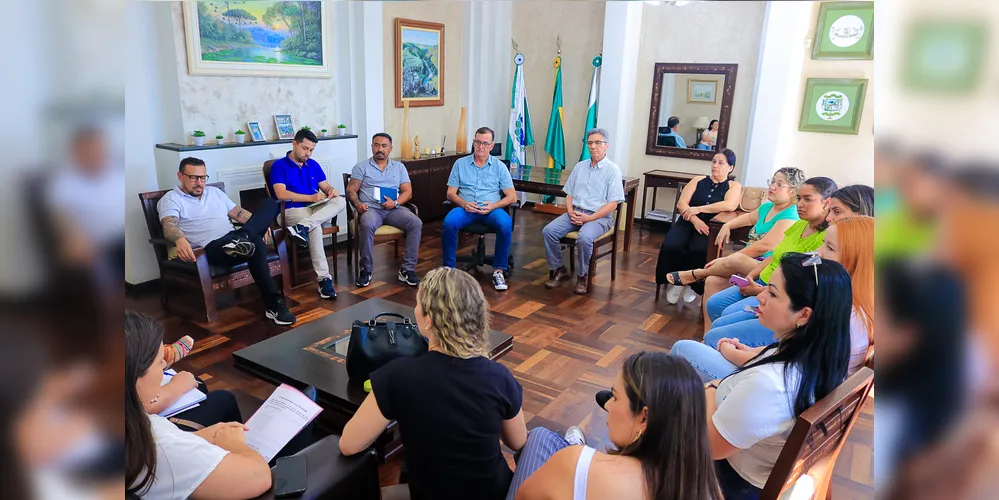 O encontro aconteceu nessa quarta-feira (15).