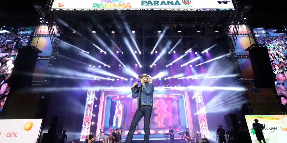 Loubet apresentou sucessos como "Muié Braba" e "Made in Roça"