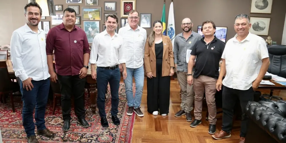 O pedido foi feito durante reunião em Curitiba, nessa terça-feira (21)