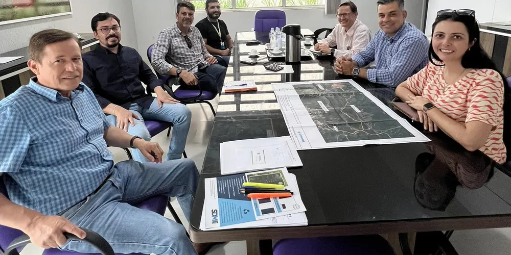 Técnicos da Compagas estiveram em reunião com Alvaro Mattos e o procurador-geral do município, Jhonatan Guilherme