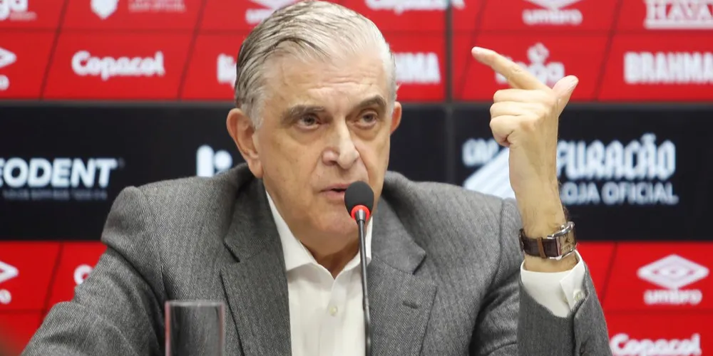 Situação envolvendo Mario Celso Petraglia ocorreu em uma reunião