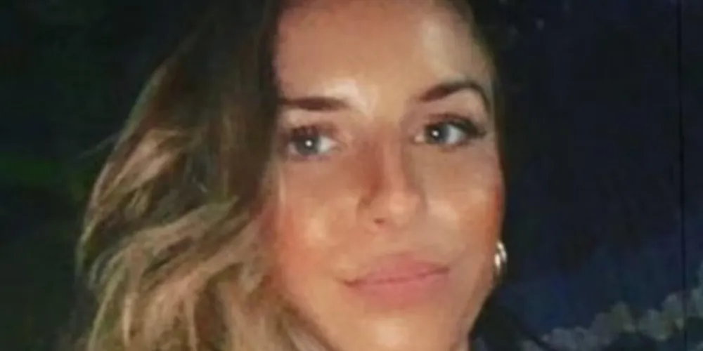 Charlotte enviou mensagem à amiga informando que estava em São Paulo