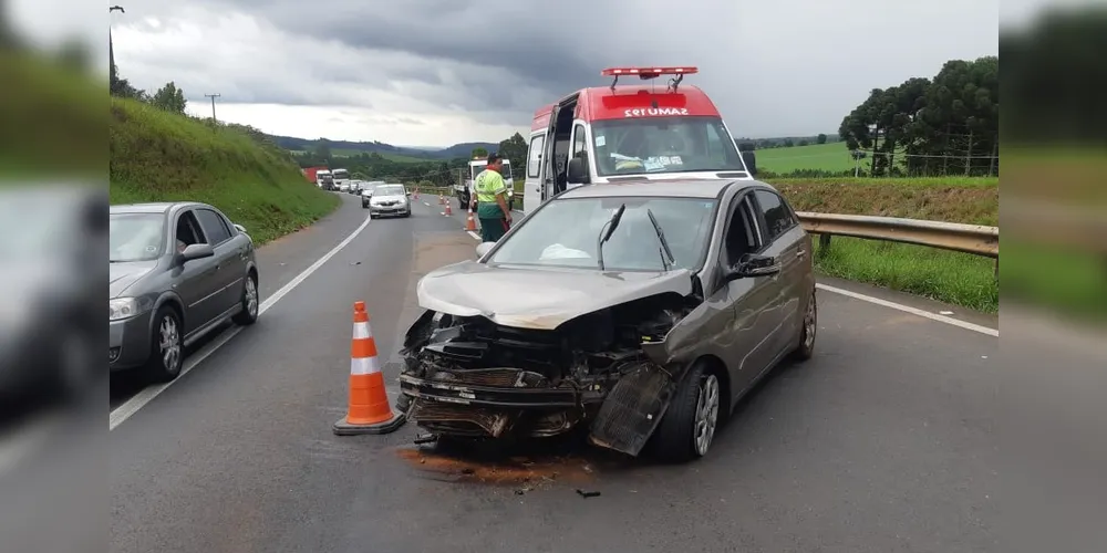 Batida aconteceu no KM 525 da rodovia