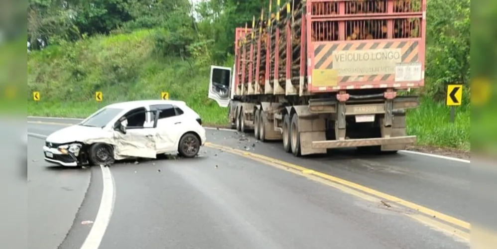 Janela do carro quebrou e feriu o motorista