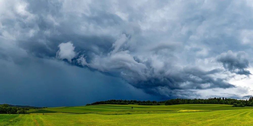 Outras 23 cidades dos Campos Gerais receberam alerta amarelo