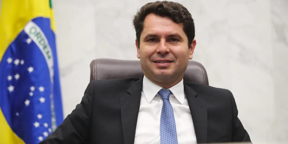 Alexandre Curi é filiado ao Partido Social Democrático