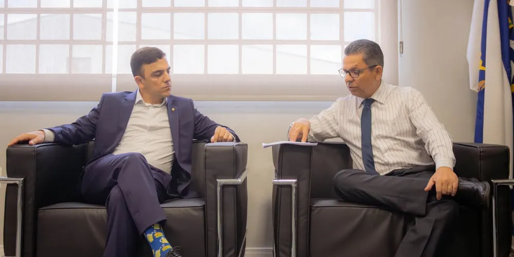 Deputado federal Aliel Machado e reitor da UEPG, Miguel Sanches Neto, debatem demandas da UEPG