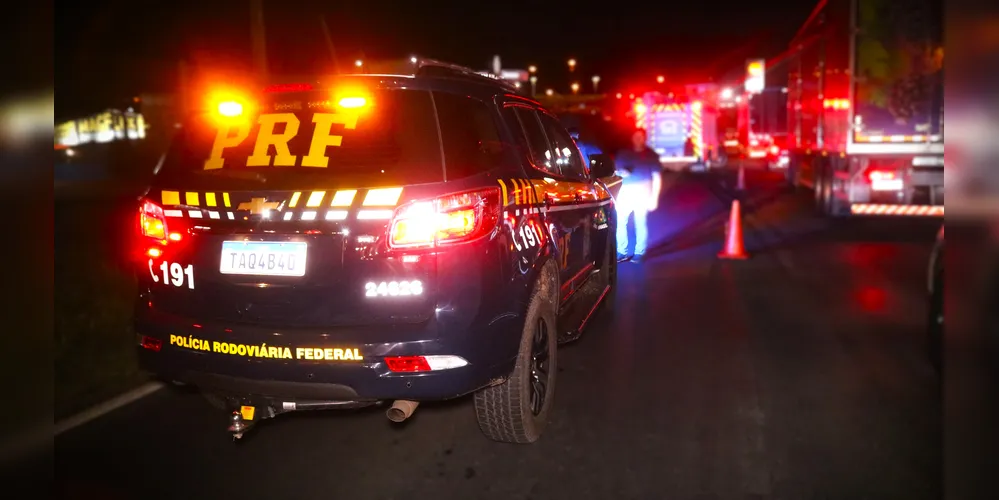 Agentes da Polícia Rodoviária Federal foram acionados para a ocorrência