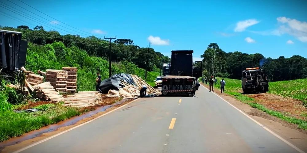 Acidente aconteceu na PRC-466, município de Pitanga